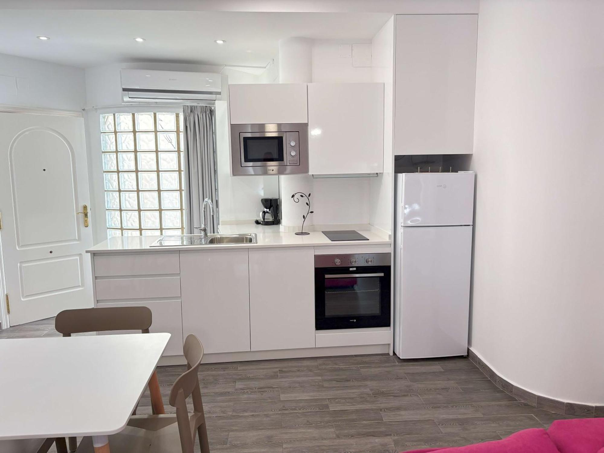 Apartamentos Carmela Benidorm Zewnętrze zdjęcie